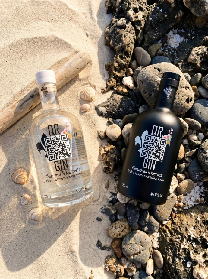 QR1 en QR2 werden ontwikkeld als twee contrasterende gins binnen één herkenbare QR Gin-lijn.